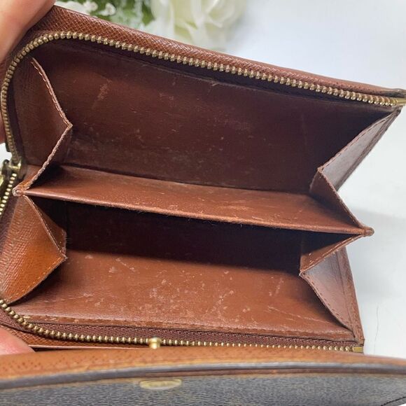 AuthenticâLouisâVuittonâMonogramâTresorâWallet - Picture 15 of 16